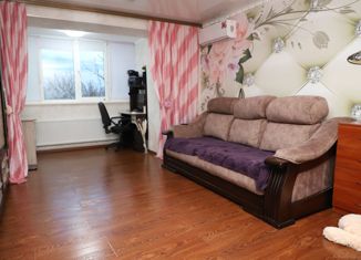 Продам двухкомнатную квартиру, 51.8 м2, посёлок городского типа Советский, Юбилейная улица, 14