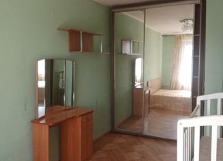 Продаю 2-комнатную квартиру, 42 м2, Батайск, улица Луначарского, 188