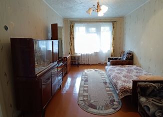 Продаю 2-ком. квартиру, 44.4 м2, Оренбургская область, Омская улица, 73