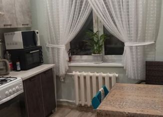 Продам 4-комнатную квартиру, 71 м2, Ставрополь, улица Васильева, 5, микрорайон №18