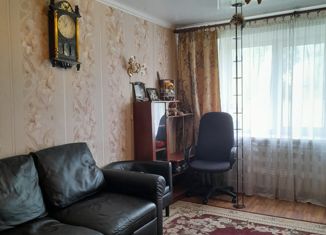 Продам 3-комнатную квартиру, 65.8 м2, Шлиссельбург, улица Малоневский Канал, 12