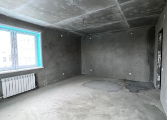 Продам 3-комнатную квартиру, 90 м2, посёлок городского типа Медведево, улица Исупова, 18