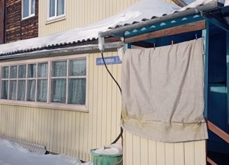 Продаю 2-ком. квартиру, 65.9 м2, Тында, Коралловая улица, 7