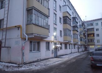 Продажа 2-комнатной квартиры, 46.5 м2, Курганская область, Пролетарская улица, 82