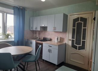 Продам 2-ком. квартиру, 33 м2, Челябинск, улица Стахановцев, 120А, Ленинский район