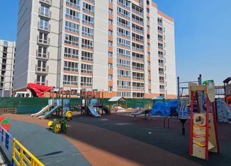 Продам двухкомнатную квартиру, 50 м2, село Чигири, улица Василенко, 1/5