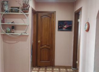 Трехкомнатная квартира на продажу, 69 м2, Красноярский край, улица Николая Буды, 16