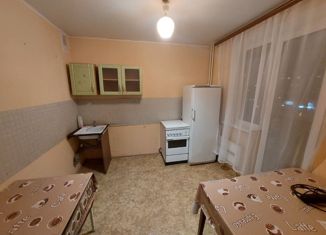 Продам 1-ком. квартиру, 32 м2, Миасс, проспект Макеева, 79