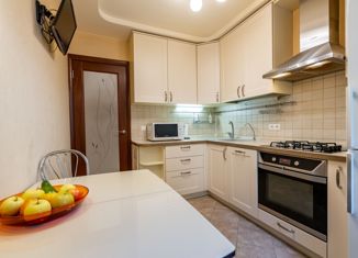 3-ком. квартира на продажу, 63 м2, Санкт-Петербург, Опочинина улица, 15/18, Опочинина улица