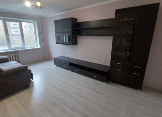 Продам трехкомнатную квартиру, 68 м2, Чебоксары, Университетская улица, 33, жилой район Северо-Западный