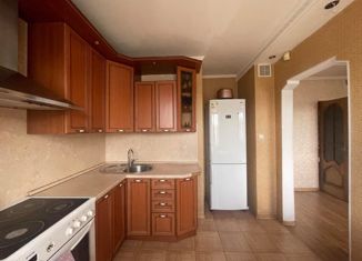 Продам трехкомнатную квартиру, 65 м2, Забайкальский край, 1-й микрорайон, 37