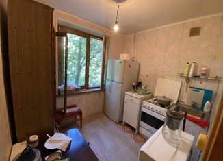 Продажа 3-комнатной квартиры, 49 м2, Москва, исторический район Беляево, улица Бутлерова, 10