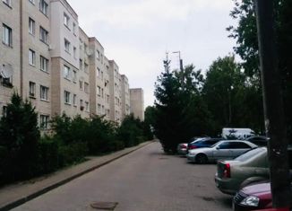 Продажа четырехкомнатной квартиры, 77 м2, Светлогорск, улица Мичурина, 4