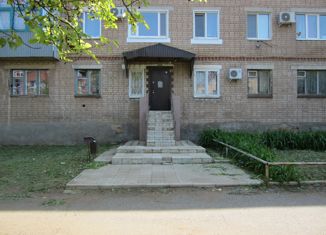 Продается 3-комнатная квартира, 61.3 м2, Сорочинск, 2-й микрорайон, 15