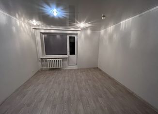 Продаю 1-ком. квартиру, 36.5 м2, деревня Алексеевка, Центральная улица, 56/1