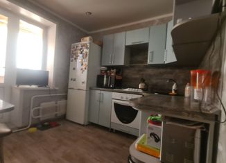 Продаю 2-ком. квартиру, 47 м2, Вольск, Комсомольская улица, 101