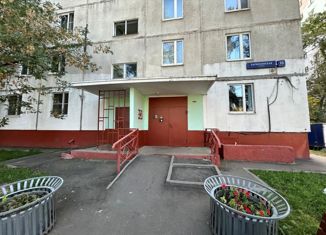 Продам однокомнатную квартиру, 32.8 м2, Москва, Барвихинская улица, 16к2, Можайский район