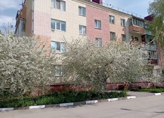Продам 2-ком. квартиру, 40.3 м2, Строитель, улица Ленина, 10