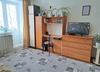 Продается 1-комнатная квартира, 38 м2, Йошкар-Ола, улица Матросова, 27, Октябрьский микрорайон