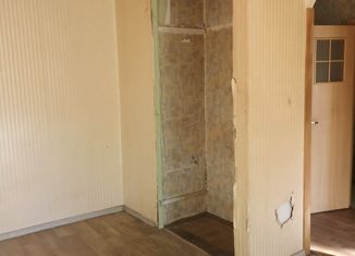 Продажа 1-комнатной квартиры, 30.1 м2, Ломоносов, Александровская улица, 36В