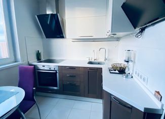 Продаю 1-комнатную квартиру, 38 м2, Москва, улица Молодцова, 3, улица Молодцова