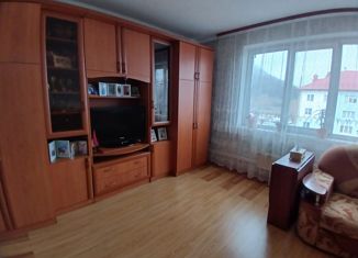 Продается трехкомнатная квартира, 65.9 м2, Кемеровская область, улица Карташова, 8