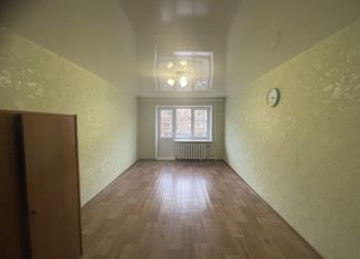 Продается 2-комнатная квартира, 45 м2, Свердловская область, Красноармейская улица, 145