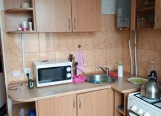 Сдам 1-комнатную квартиру, 41 м2, Кемерово, Пролетарская улица, 29/1, Заводский район