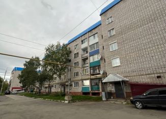 Продается двухкомнатная квартира, 48.8 м2, поселок городского типа Солнечный, улица Геологов, 22