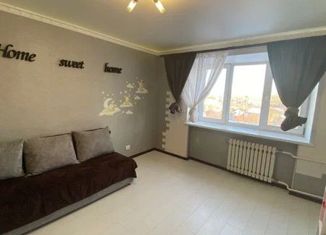 Продажа комнаты, 64 м2, Екатеринбург, улица Старых Большевиков, 19, улица Старых Большевиков
