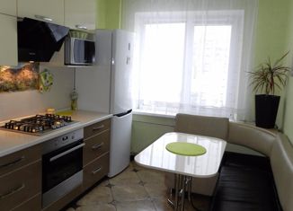 Продам 1-ком. квартиру, 28 м2, посёлок городского типа Лучегорск, 1-й микрорайон, 15