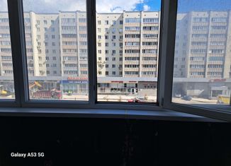 Продается 2-комнатная квартира, 51.7 м2, Татарстан, улица Вишневского, 10