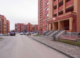 Продаю 1-комнатную квартиру, 49 м2, Новосибирск, Гэсстроевская улица, 2/1, Гэсстроевская улица