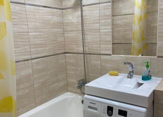 Продается 1-комнатная квартира, 33.7 м2, Вязьма, улица Максима Горького, 24