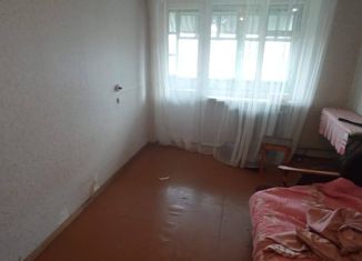 Продам 2-ком. квартиру, 43.6 м2, Майкоп, Заводская улица, 3