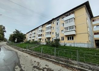 Продается 2-комнатная квартира, 44.9 м2, Шелехов, улица Комарова, 32