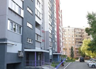 Продается 1-ком. квартира, 40.5 м2, Челябинск, улица Гюго, 1