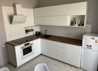 Продаю однокомнатную квартиру, 37 м2, Краснодар, улица Снесарева, 10, ЖК 7 Вершин