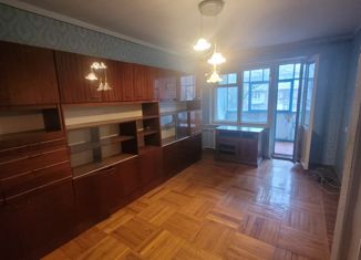 Продам трехкомнатную квартиру, 57.2 м2, Краснодар, улица имени Тургенева, 162, Западный округ