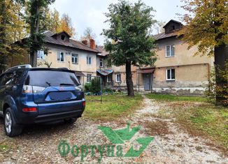 Двухкомнатная квартира на продажу, 42.5 м2, Кольчугино, улица Чапаева, 6/10