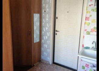 Продаю комнату, 14 м2, Курган, улица Дзержинского, 17А, жилой район Северный