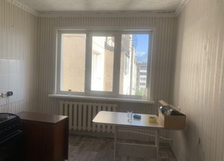 Продажа 4-комнатной квартиры, 83.9 м2, Краснокаменск, 8-й микрорайон, 801