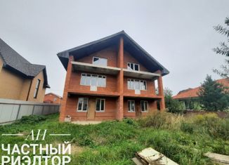 Продается дом, 300 м2, деревня Кабицыно, улица Елены Исинбаевой, 50