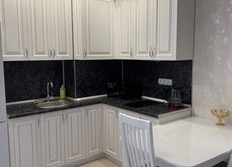 Сдаю квартиру студию, 25 м2, Краснодар, улица им. Героя Яцкова И.В., 19, микрорайон Губернский