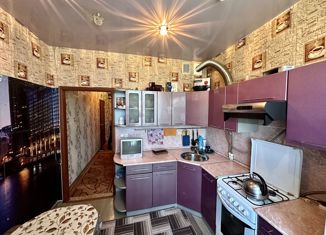 Продается однокомнатная квартира, 45 м2, Еманжелинск, улица Мира, 6