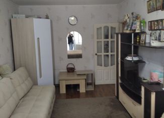 Продаю 2-ком. квартиру, 42.5 м2, Челябинск, улица Марченко, 18, Тракторозаводский район