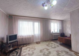 Продам 1-ком. квартиру, 45 м2, Янаул, улица Ленина, 8