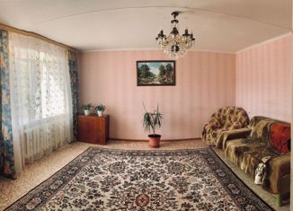 Продам 3-ком. квартиру, 80 м2, Нефтекамск, улица Ленина, 64