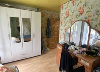 Продажа 4-ком. квартиры, 65.9 м2, Глазов, улица Короленко, 23Б