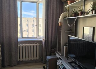 Продам 2-ком. квартиру, 35 м2, Таганрог, улица Сергея Шило, 247